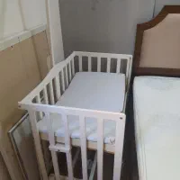 تخت کنار مادر به دلیل جابجایی فروش فوری|اسباب و اثاث بچه|مشهد, طبرسی شمالی|دیوار