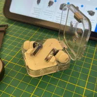 Nothing Phone (2)  با ساعت Cmf و بادز اصلی|موبایل|تهران, فلسطین (میدان انقلاب)|دیوار