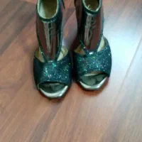 کفش مجلسی|کیف، کفش، کمربند|ایلخچی, |دیوار