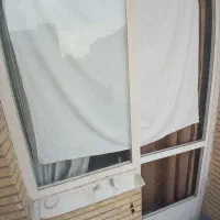 درب بالکن و پنجره