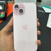آیفون ۱۵ نرمال صورتی