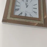 ساعت آینه ای