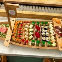 تامین نیرو مهماندار باریستا خدمات بادیگارد ویتر