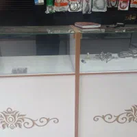 ویترین مغازه