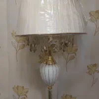 آباژورها‌ ایستاده وشمعدانها