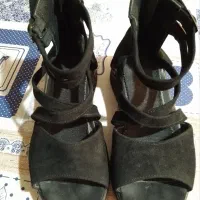 کفش جیر مشکی سایز ۳۹ و۴۰