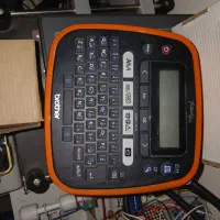 لیبل زن سیم و کابل و تابلو برق