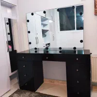 اینه دلاور هالیوودی