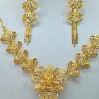 سرویس گردنبند و گوشواره