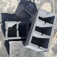 به 2 عدد کارگر در کار گاه بلوک زنی نیازمندیم