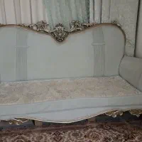 مبل نیمه سلطنتی