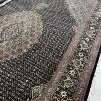 خرید وفروش فرش های نو وکهنه دست بافت وماشینی