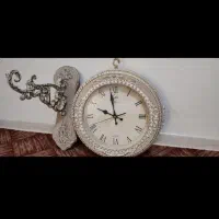 ساعت دیواری دوطرفه