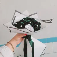 دسته گل و باکس ربانی|گل مصنوعی|کرمان, |دیوار