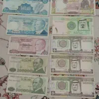 کلکسیونی تمبر و اسکناس و سکه