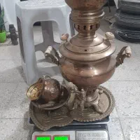 سماور برنجی و هوانگ قدیمی