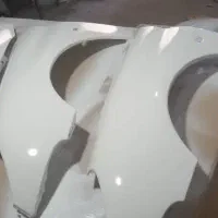 بدنه خودرو خام و رنگ شده