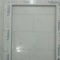 درب پی وی سی