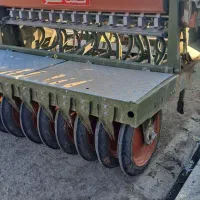 کشت گستر ۱۱ ردیف