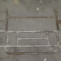 گلگیر سمت راست،     سپر جلو