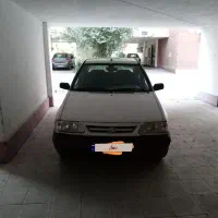 یک دستگاه پراید مدل 90