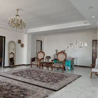 ۱۵۰ متر پنت هاوس با ۵۰ متر حیاط