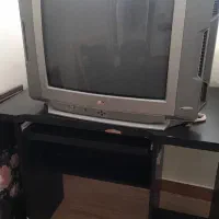 تلویزیون ۲۱ اینچ ال جی با کنترول در حد نو ۱۲۰۰