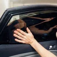 شیشه دودی ضد خش آمریکایی فقط ۶۰۰