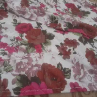 روبالشتی|رختخواب، بالش، پتو|قروه, |دیوار