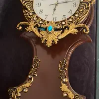 ساعت دیواری