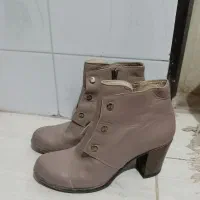 یه جفت بوت سایز37