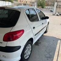 پژو ۲۰۶