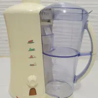آبمیوه گیری نونو با کارتون
