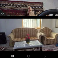 مبل ۵ نفره با دو تا میز عسلی