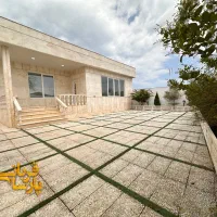 ویلا-زیر-قیمت-نزدیک-خیابان-اصلی-زیباکنار