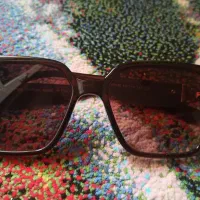 عینک آفتابی زنانه|زیورآلات و اکسسوری|اندیشه, اندیشه فاز ۱|دیوار