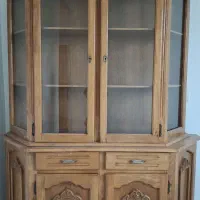 بوفه چوب گردو بسیار  زیبا و مقاوم