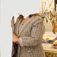 کت و دامن، ۴۴