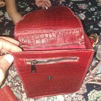 کیف چرم اصل دادم دوختن نخهاشم چرمن با جا کارتی
