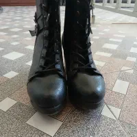 نیم بوت زنانه پاشنه دار