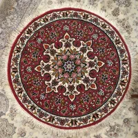 فرش قالیچه گرد لاکی