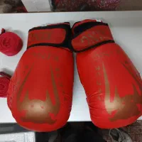دستکش بکس با یه بانداژ رایگان