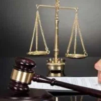 وکیل پایه یک دادگستری