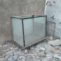 شیشه آکواریوم ماهی قزل آلا