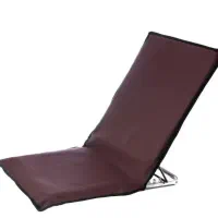 صندلی تاشو گم شده در باغات شهر بیضا