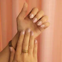 کاشت ناخن|خدمات آرایشگری و زیبایی|سبزوار, عظیمیان|دیوار