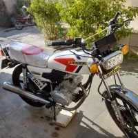 موتور ۲۰۰ لیفان سفید|موتورسیکلت|نهاوند, |دیوار