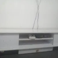 زیر تلویزیون وبوفه