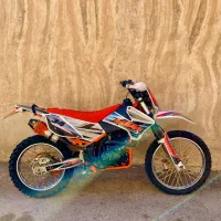 فلات ۲۵۰ سال ۱۴۰۳|موتورسیکلت|تبریز, |دیوار