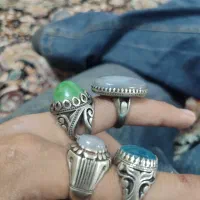 تعدادی انگشتر قدیمی قیمت مناسب